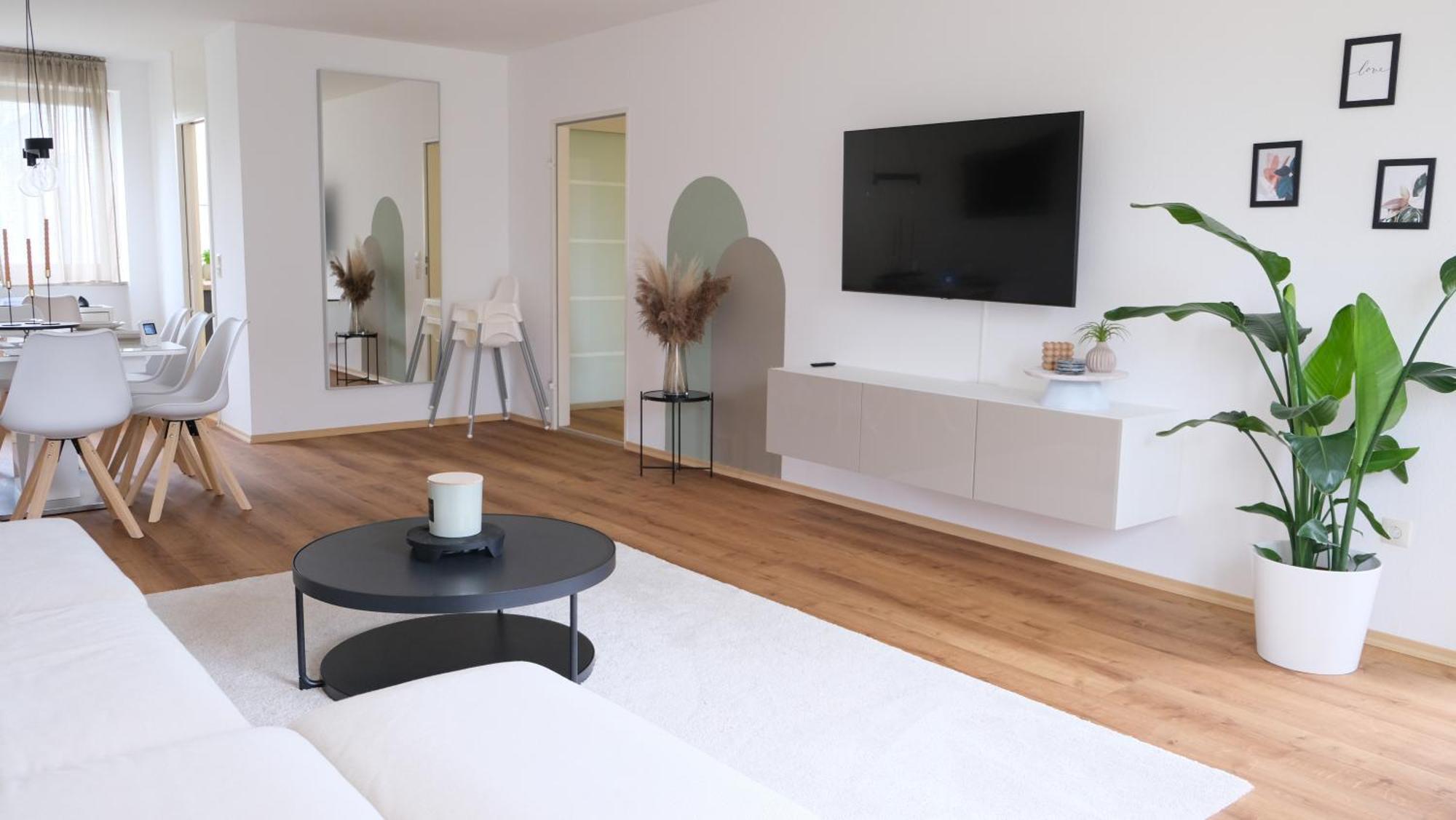 Casa Luxe - 120Qm - Zentral - Familienfreundlich - Parkplatz - 5Km Zum Legoland Lejlighed Günzburg Eksteriør billede