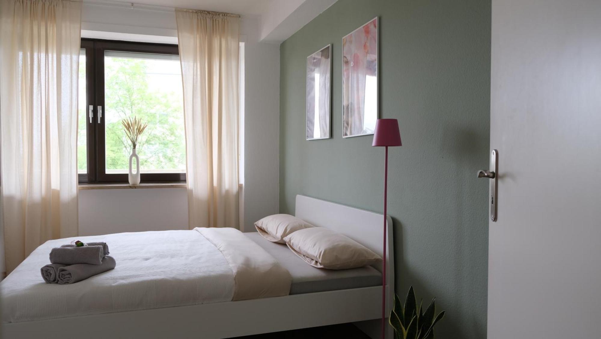 Casa Luxe - 120Qm - Zentral - Familienfreundlich - Parkplatz - 5Km Zum Legoland Lejlighed Günzburg Eksteriør billede